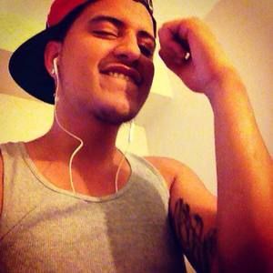 Meet your Posher, Troy